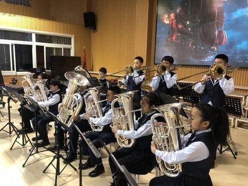 管乐队视频,视频中的管乐队风采展示