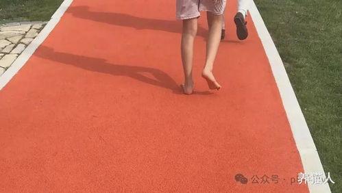 光脚走路视频,探寻自然与健康的独特体验