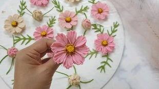 奶油裱花视频,跟随视频轻松学会精致甜品制作