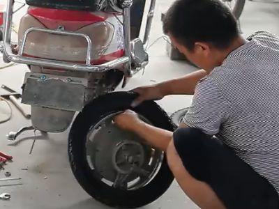 电动车补胎视频,告别换胎烦恼