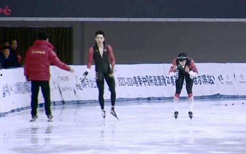 滑冰的视频,滑冰视频中的优雅瞬间