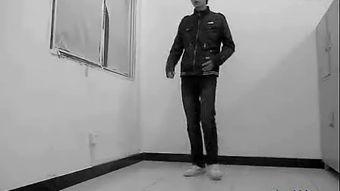 鬼步视频,视频揭秘舞者魅力瞬间