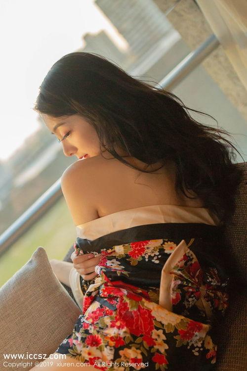 美女逼逼视频,私密视频引发热议