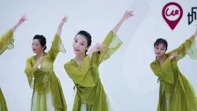 晓窗舞蹈视频,轻盈舞步演绎古典韵味