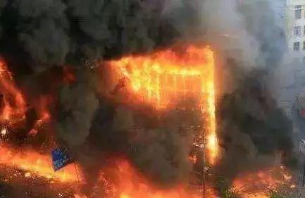 火灾案例视频,揭秘火灾案例背后的警示与反思