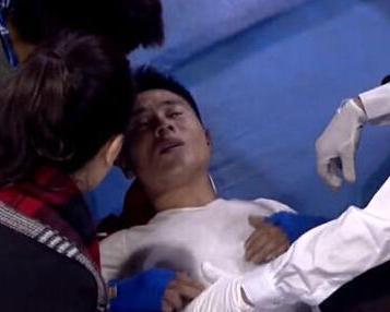 杨成章vs曹亚光视频,激战正酣，谁将问鼎巅峰？